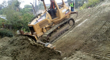 CAT D4G xl with slopeboards and gps ready to move
