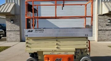 JLG 2630ES Scissor Lift 26ft Platform