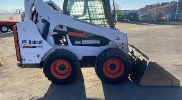 Bobcat s590 Skid Steer Wheel Loader Demolition & Cleanup